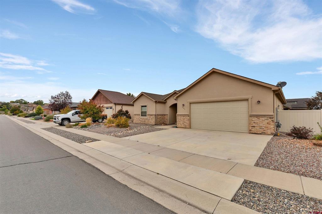 1411 Blue Lake Drive Montrose CO 81403