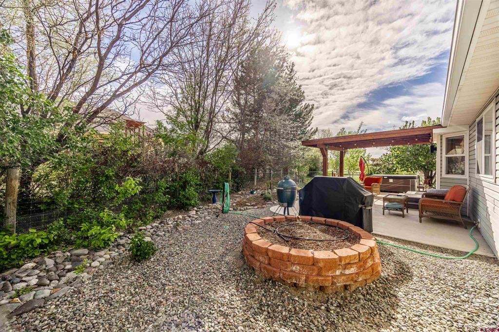 2324 Mead Lane Montrose CO 81401