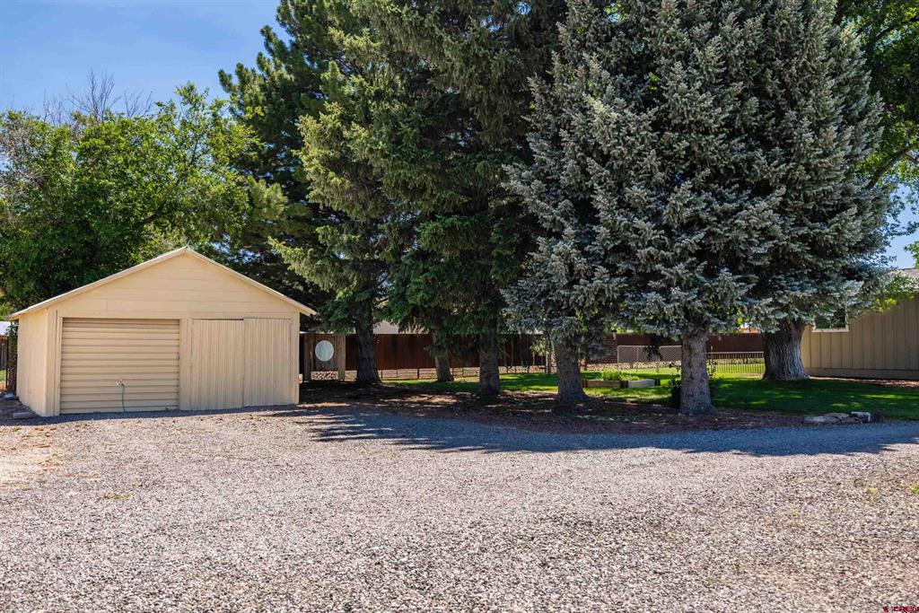 21071 Uncompahgre Road Montrose CO 81403