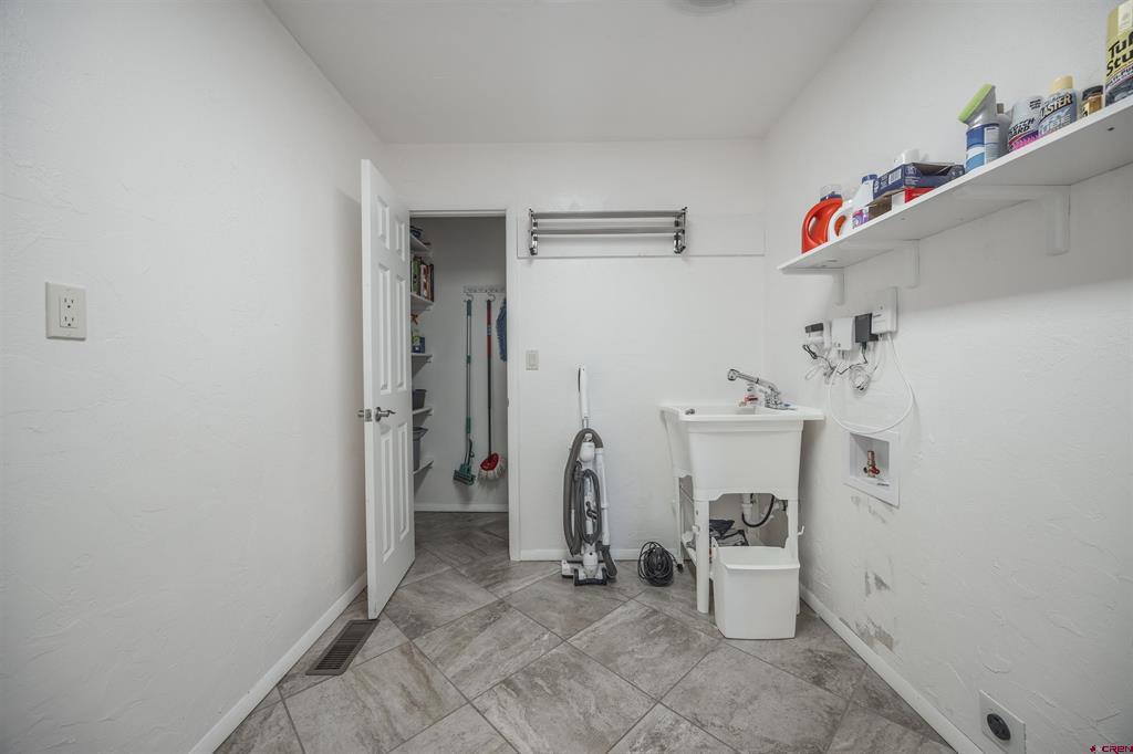 16574 6275 Road Montrose CO 81403
