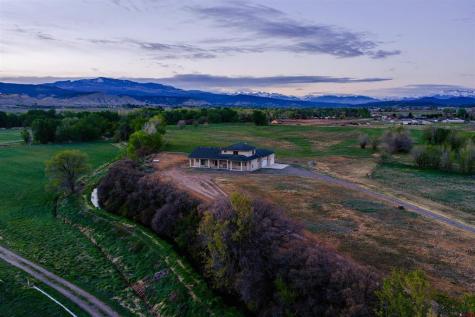 66368 Riverside Montrose CO 81403