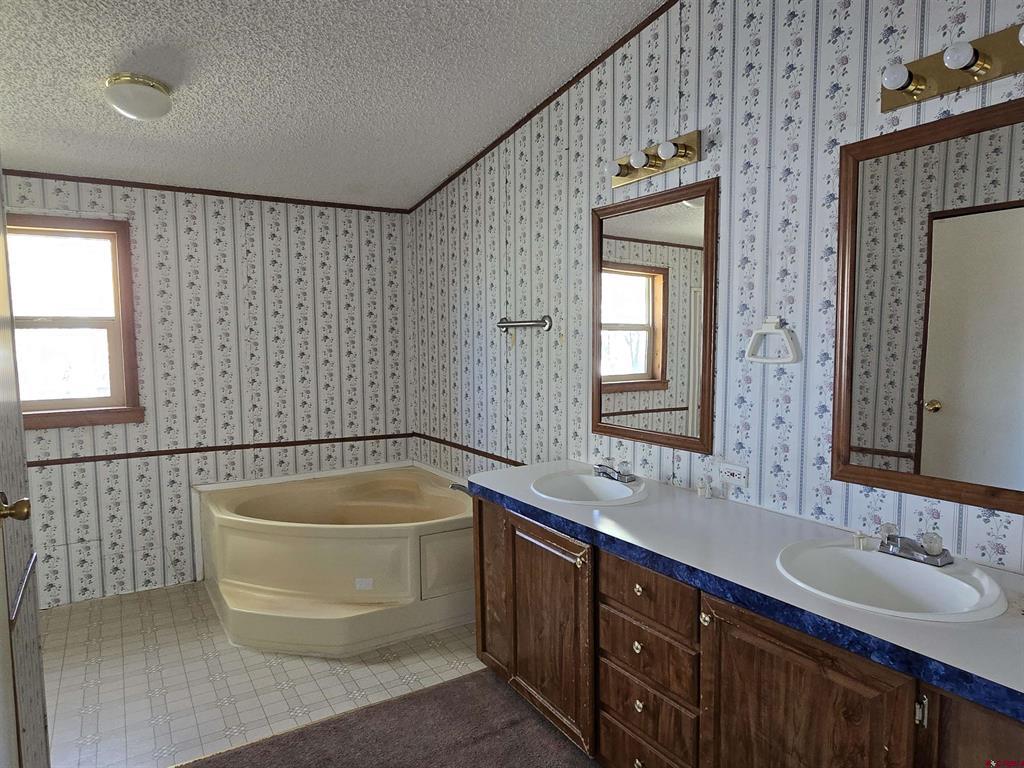 280 4th Street Del Norte CO 81132