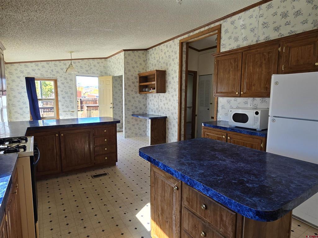 280 4th Street Del Norte CO 81132