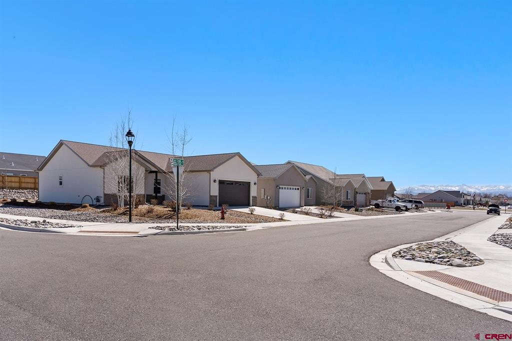 1432 Owl Creek Avenue Montrose CO 81401
