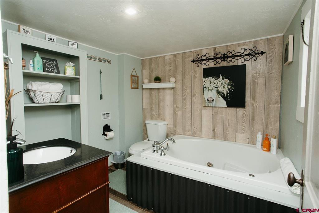1022 S 1st Street Montrose CO 81401