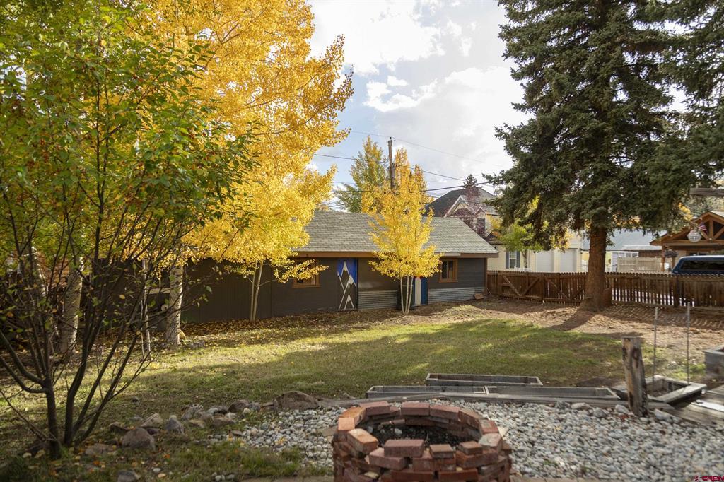 102 E 4th Street Creede CO 81130