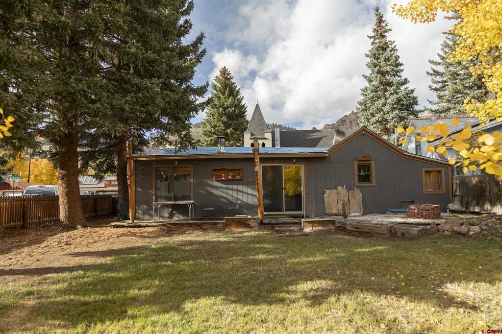 102 E 4th Street Creede CO 81130