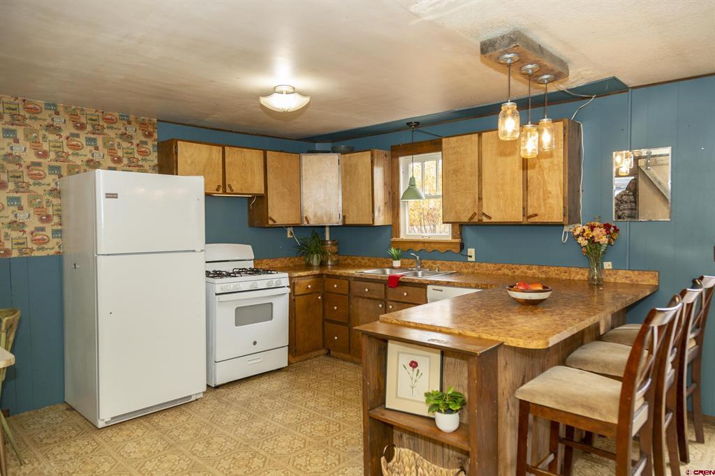 102 E 4th Street Creede CO 81130