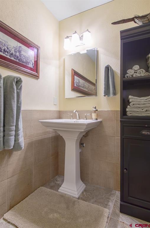 108 Camino Del Rio Gunnison CO 81230