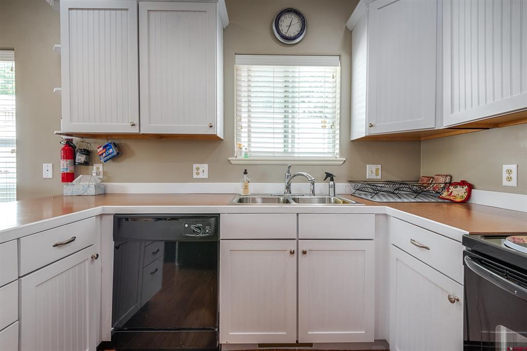 218 N Stough Avenue Montrose CO 81401