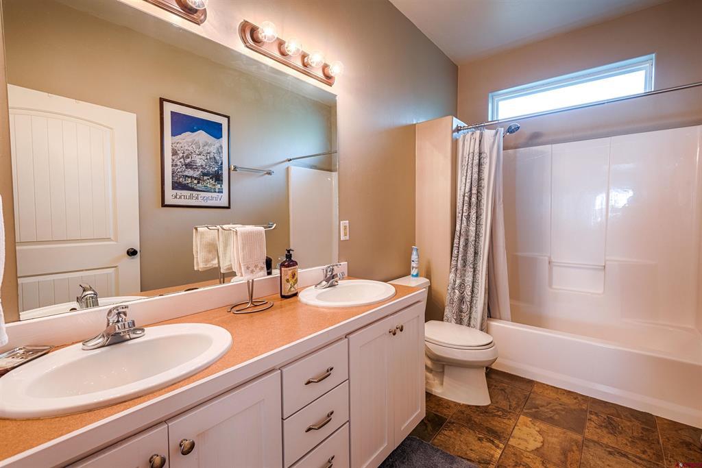 218 N Stough Avenue Montrose CO 81401