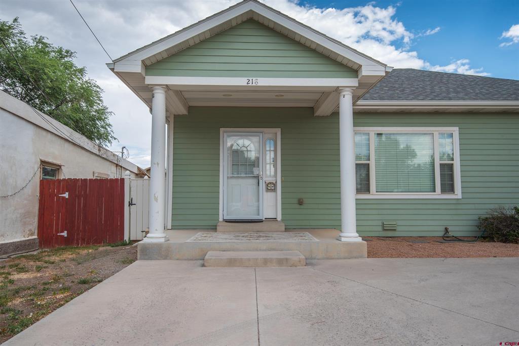 218 N Stough Avenue Montrose CO 81401