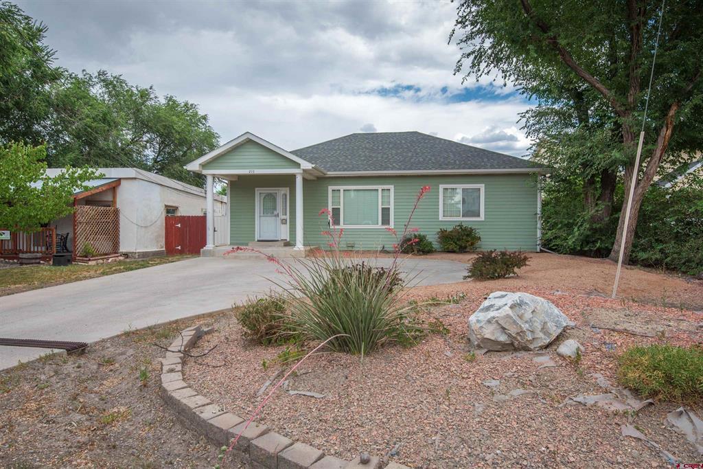 218 N Stough Avenue Montrose CO 81401