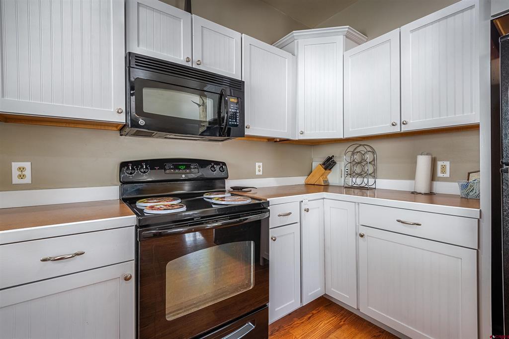 218 N Stough Avenue Montrose CO 81401