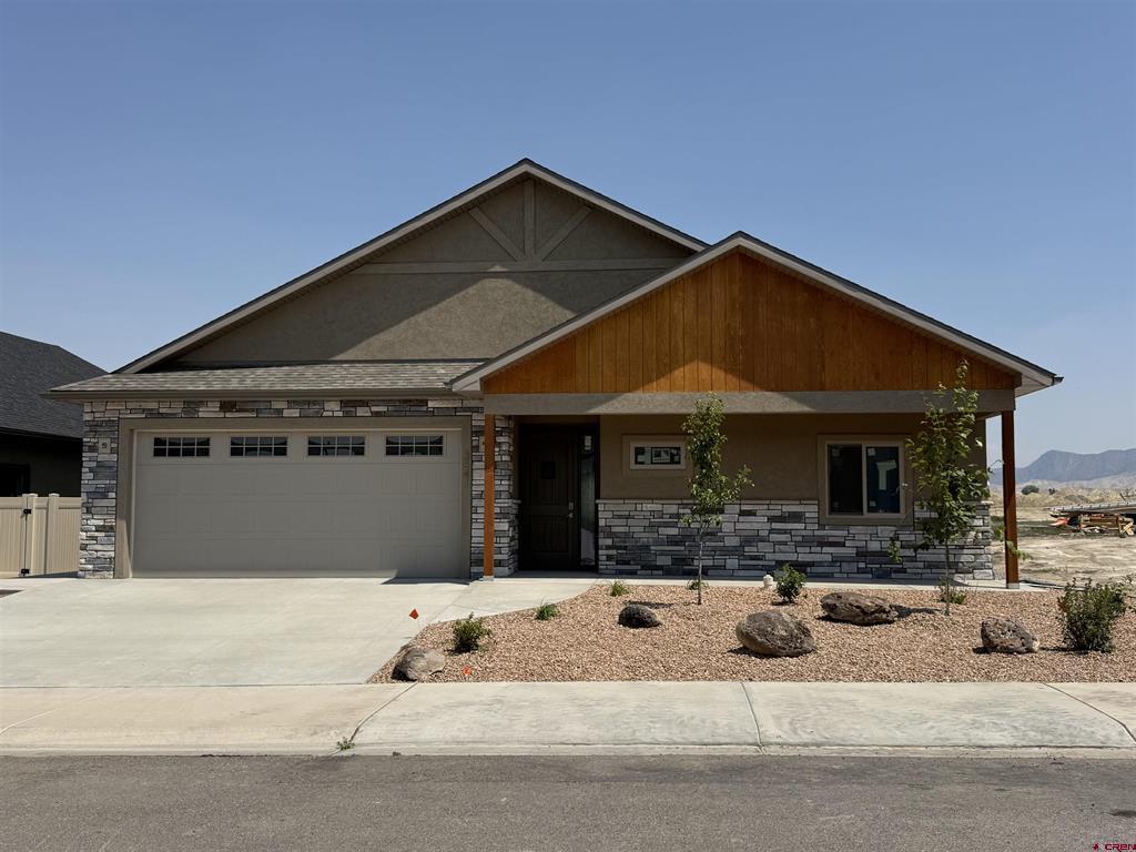 3341 Kestrel Loop Montrose CO 81401