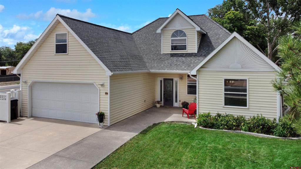 909 S 10th Street Montrose CO 81401