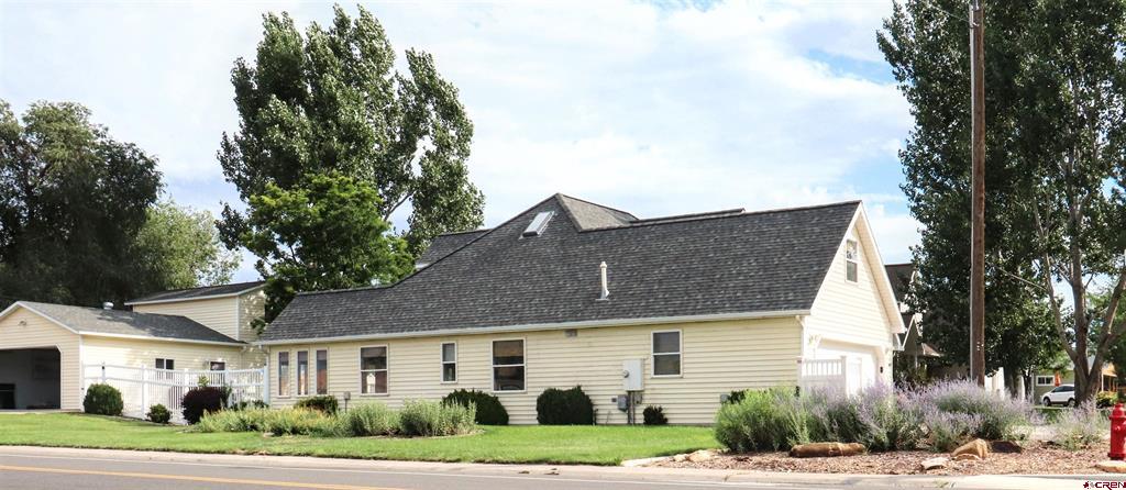 909 S 10th Street Montrose CO 81401