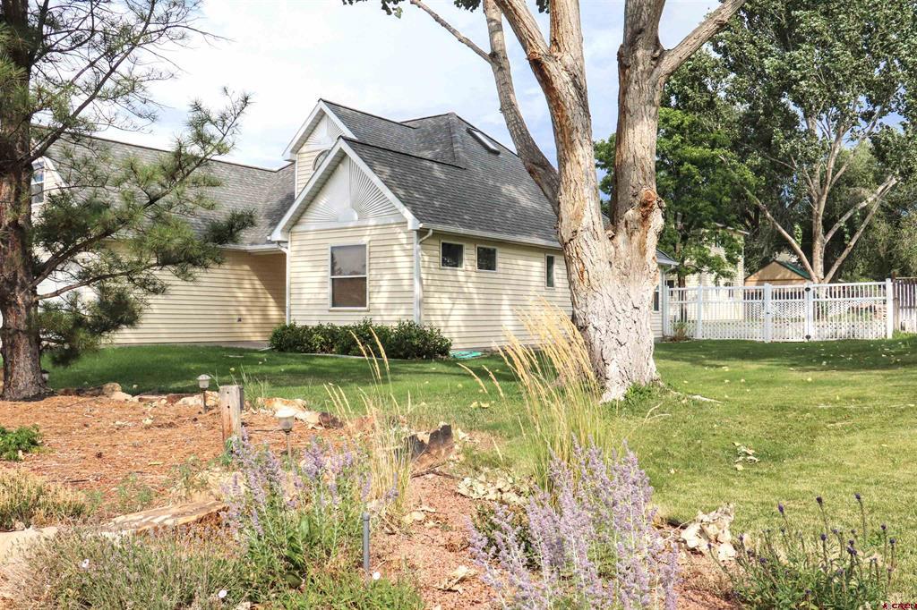 909 S 10th Street Montrose CO 81401