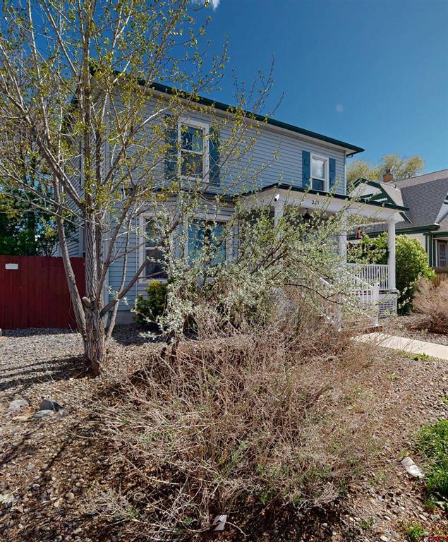 238 S 2nd Street Montrose CO 81401