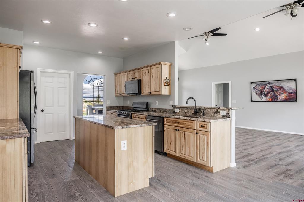 58922 Mallard Lane Montrose CO 81403
