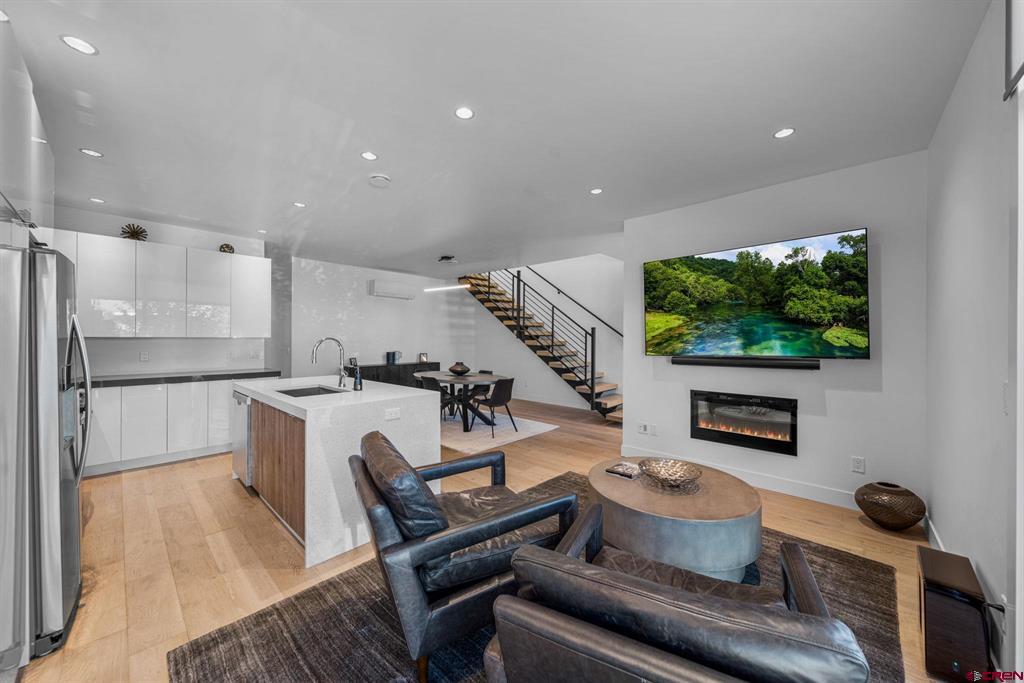 129 Pioneer Avenue Durango CO 81301