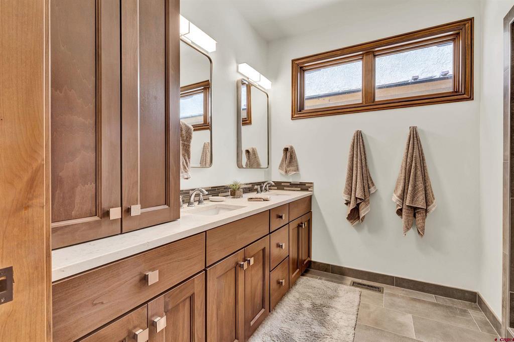 2536 Bridges Circle Montrose CO 81401