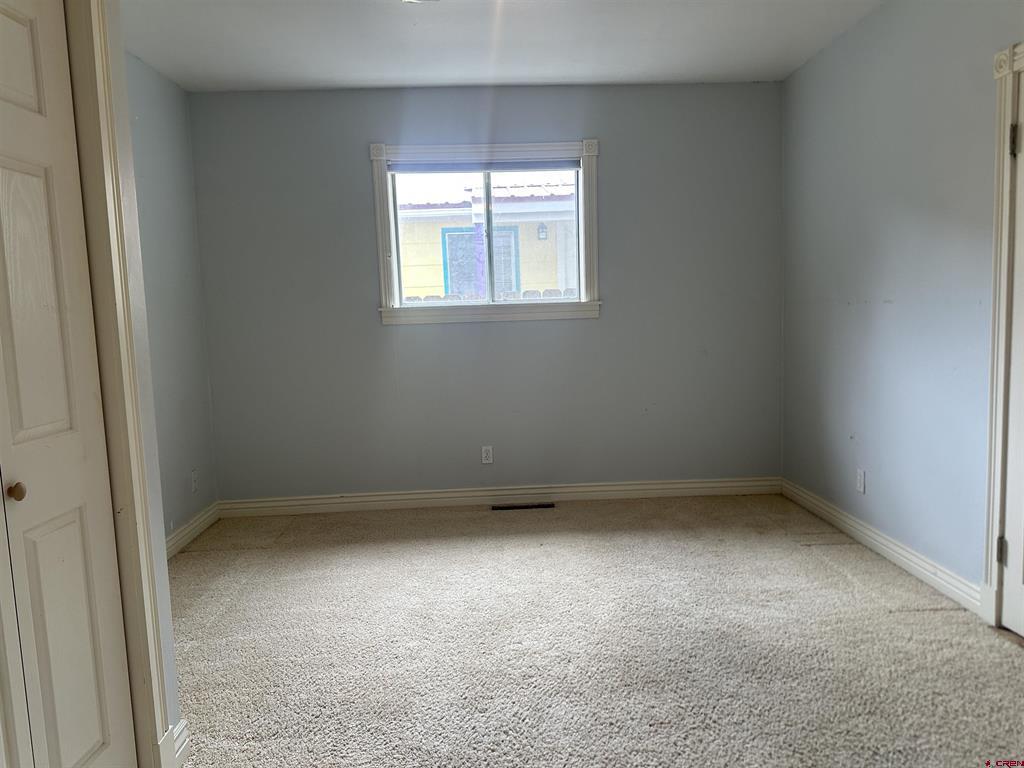 1127 S 3rd Street Montrose CO 81401