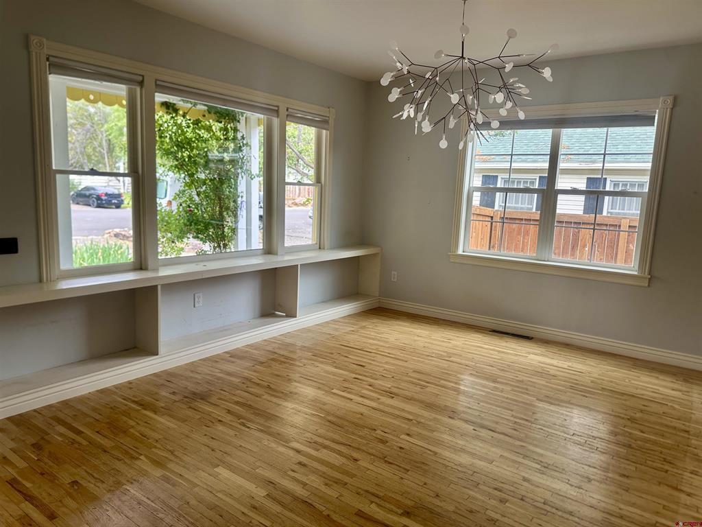 1127 S 3rd Street Montrose CO 81401