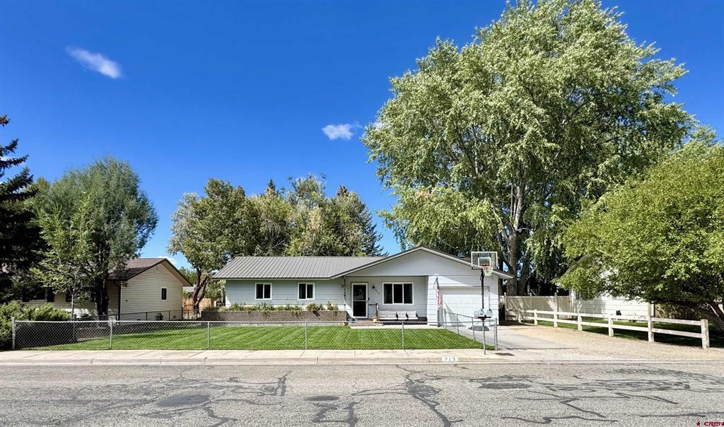 713 Weber Drive Alamosa CO 81101