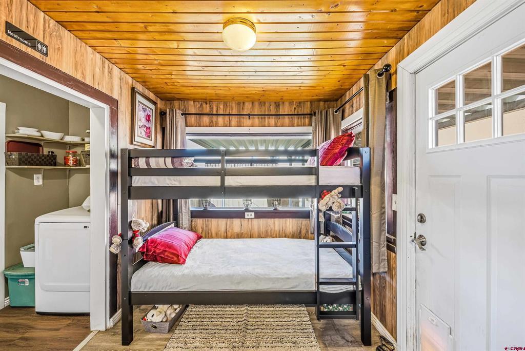 1037 N 1st Street Montrose CO 81401