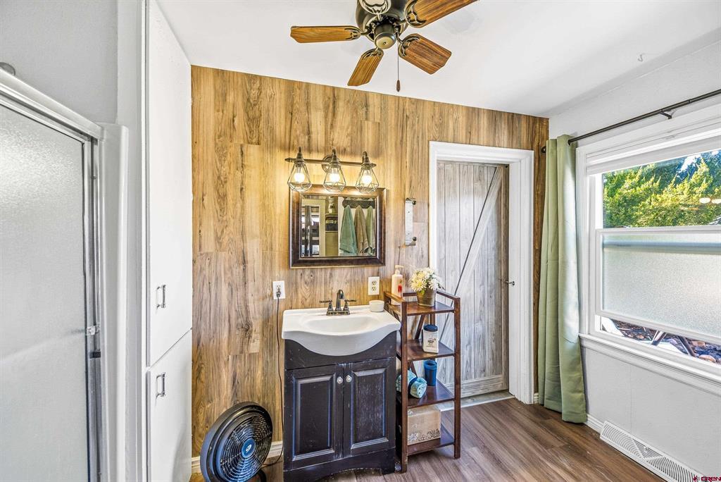 1037 N 1st Street Montrose CO 81401