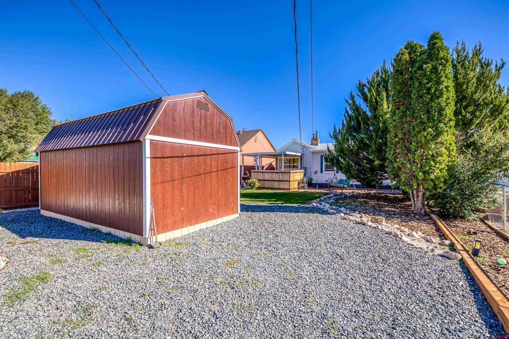 1037 N 1st Street Montrose CO 81401