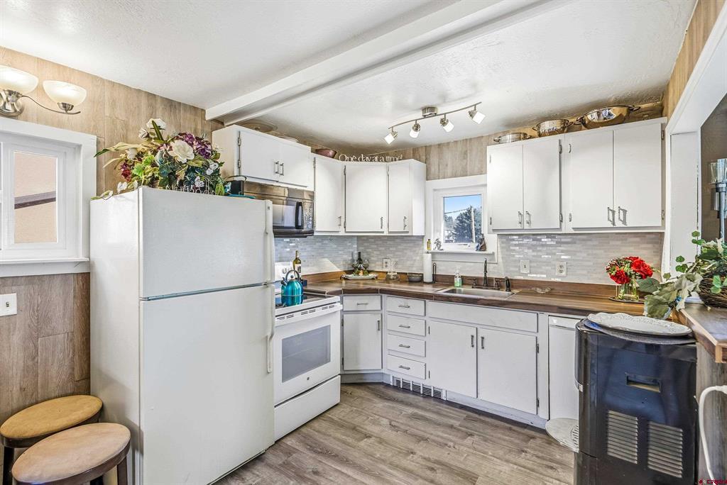 1037 N 1st Street Montrose CO 81401