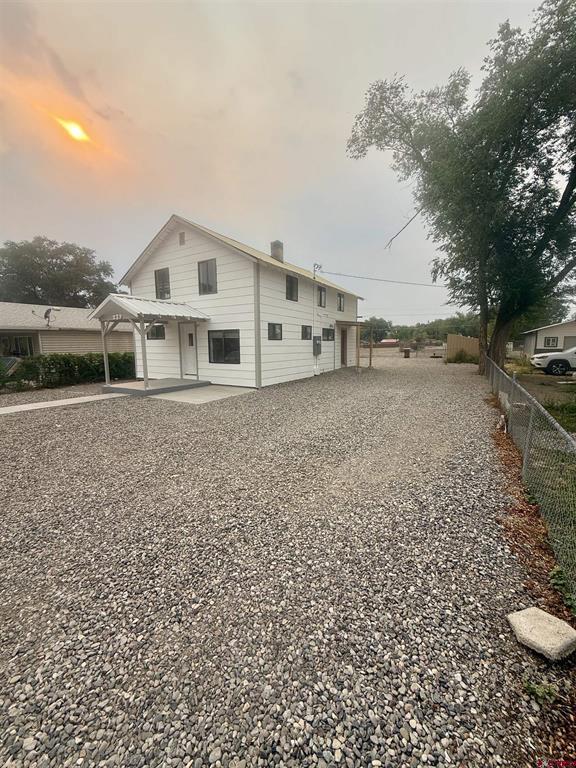 239 W North 1st Street Montrose CO 81401