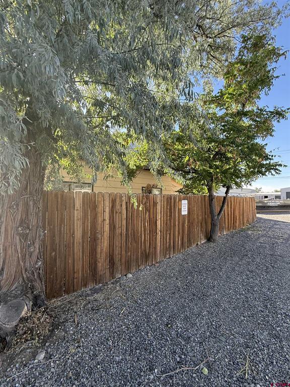 326 W Main Street Montrose CO 81401