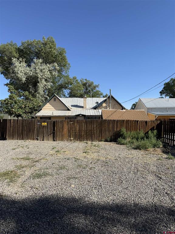 326 W Main Street Montrose CO 81401