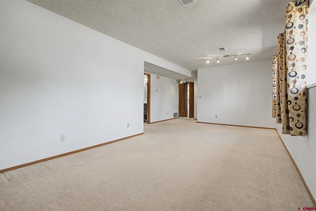1227 Sherwood Drive Montrose CO 81401