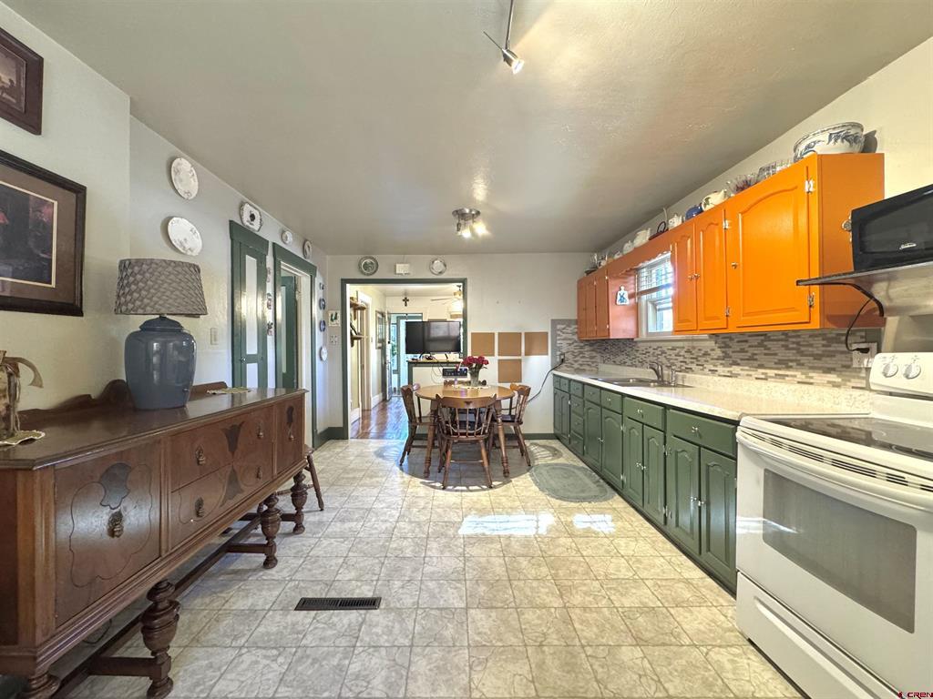 302 Bell Avenue Alamosa CO 81101