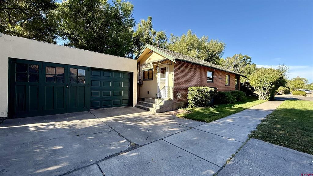 302 Bell Avenue Alamosa CO 81101