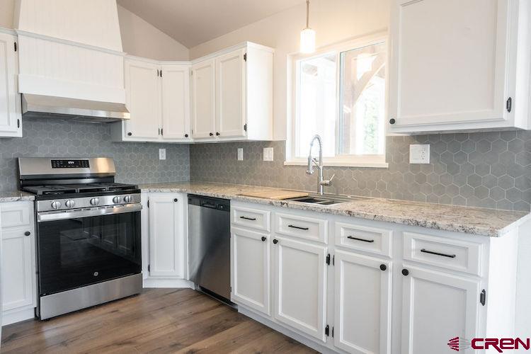 1426 Manchester Drive Montrose CO 81401