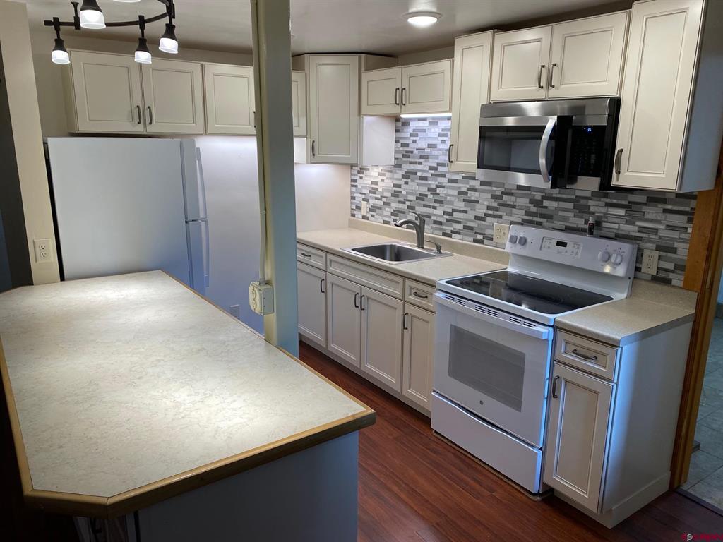 805 N 5th Street Montrose CO 81401