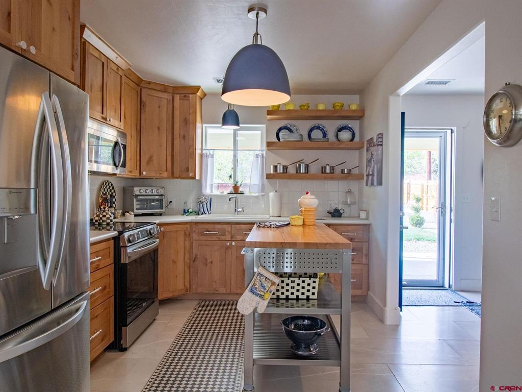 937 S 10th Street Montrose CO 81401