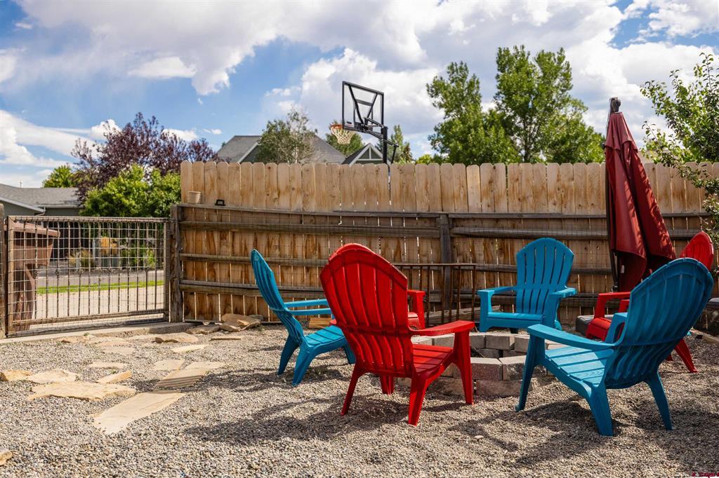 3736 Buffalo Lane Montrose CO 81403