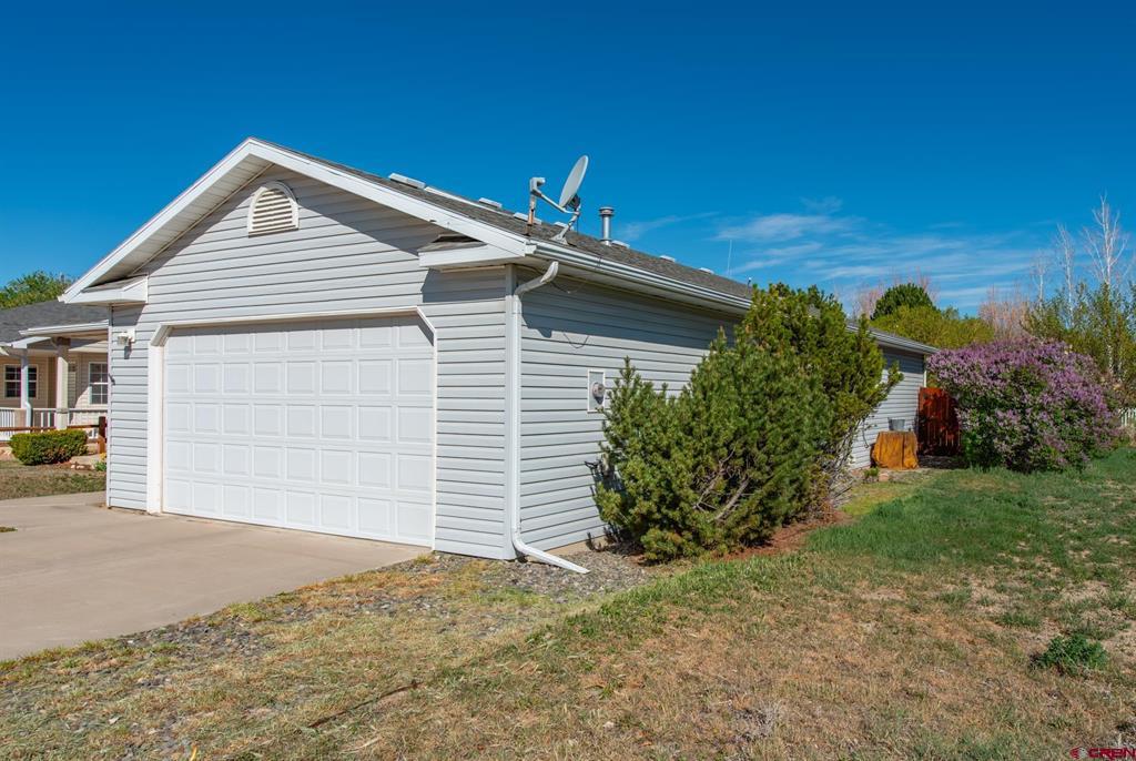 2753 Country Club Way Montrose CO 81401