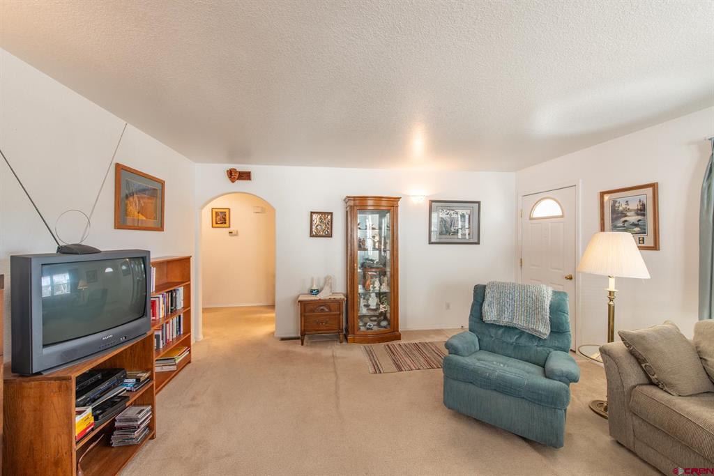 2753 Country Club Way Montrose CO 81401