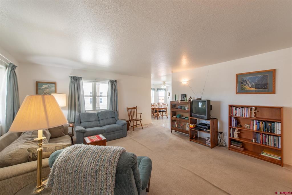 2753 Country Club Way Montrose CO 81401