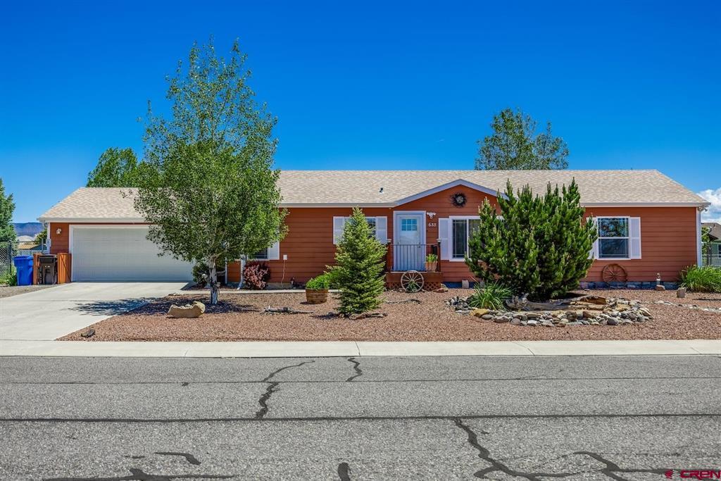 633 Golden Drive Montrose CO 81401
