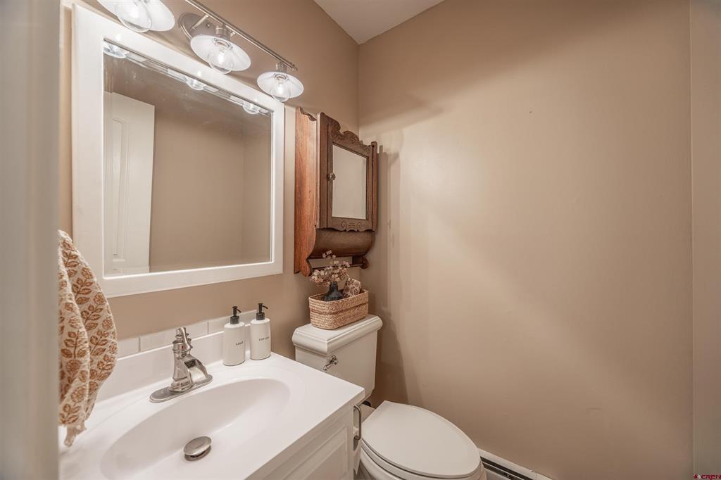 15214 6125 Road Montrose CO 81403