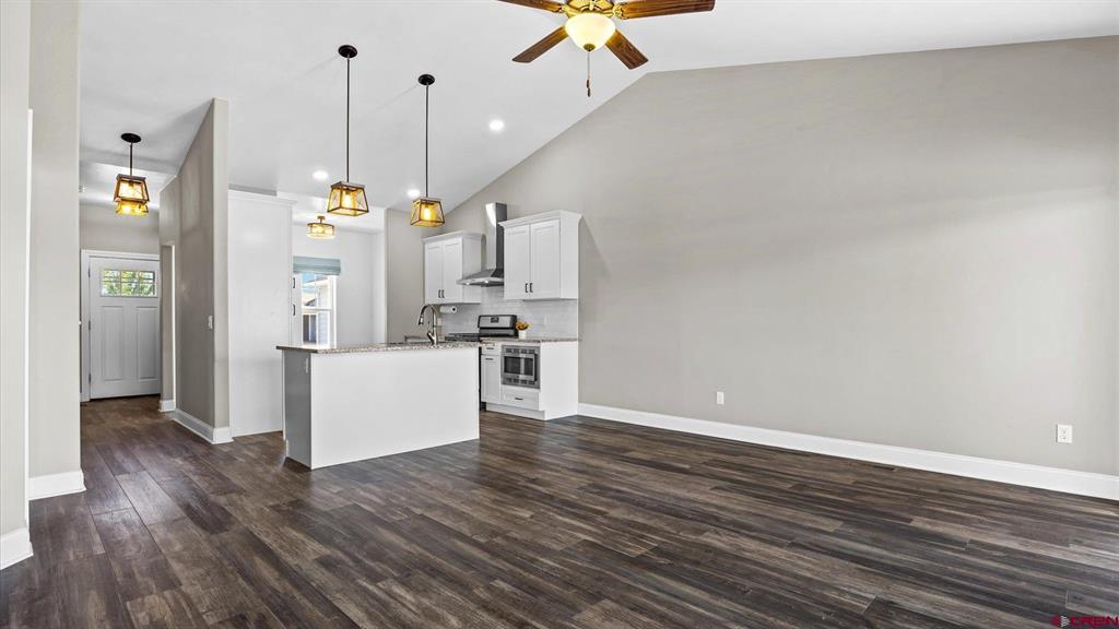 2113 Market Street Montrose CO 81401