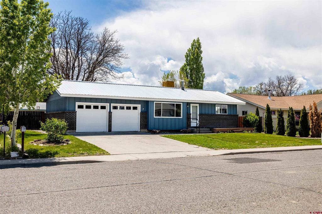 2130 Devon Street Montrose CO 81401
